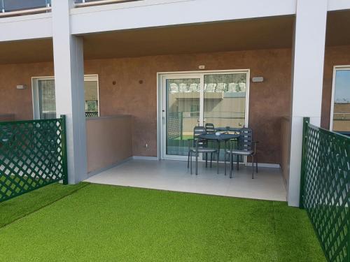 Habitación Doble Estándar - 2 camas individuales del hotel Riviera Vista. Foto 2