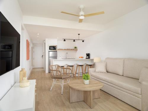 Apartamento de 1 dormitorio con balcón del hotel Xq Vistamar. Foto 5