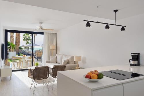 Apartamento de 1 dormitorio con terraza del hotel Xq Vistamar