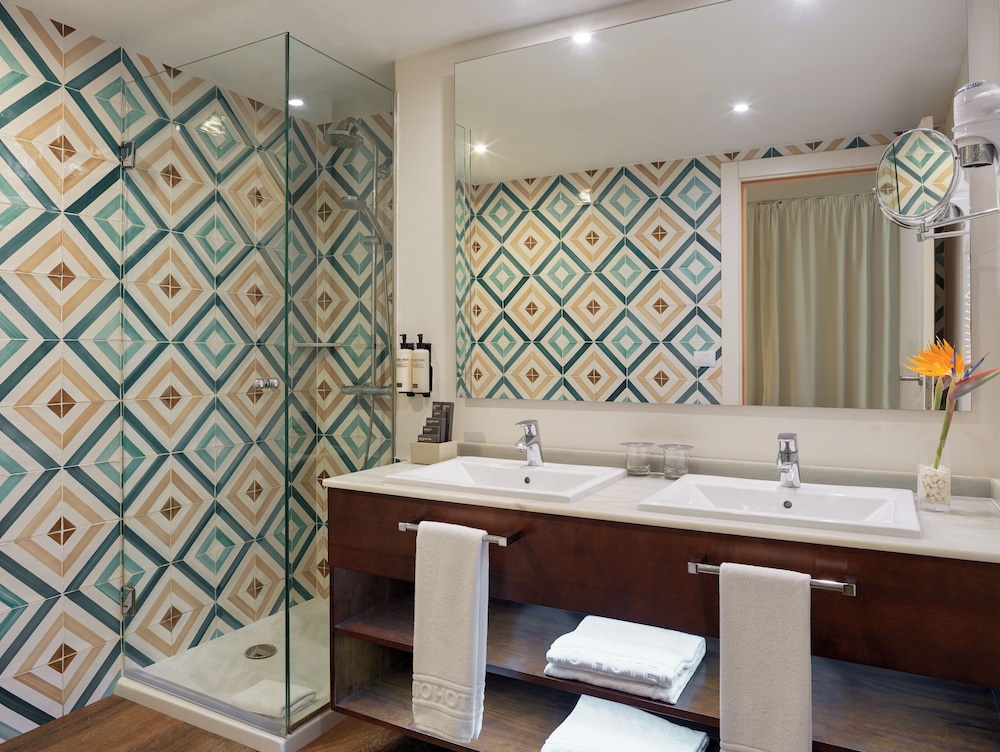 Suite Junior del hotel H10 Ocean Suites. Foto 8