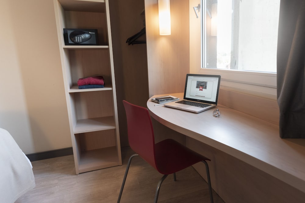 Habitación estándar, 1 cama doble del hotel Ibis Pilar. Foto 2