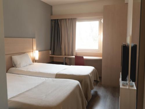Habitación Doble Estándar - 2 camas del hotel Ibis Pilar
