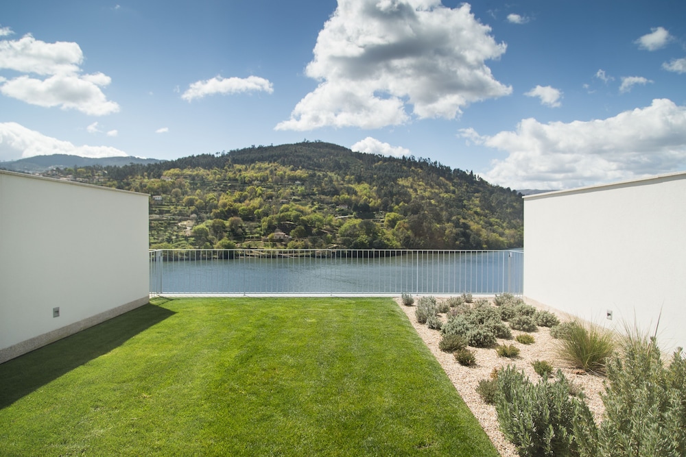 Suite, vistas al río del hotel Douro Royal Valley and Spa. Foto 5