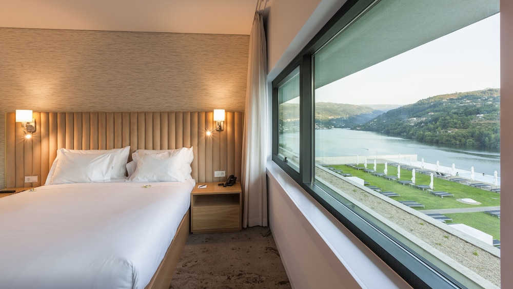 Habitación Deluxe doble del hotel Douro Royal Valley and Spa. Foto 3