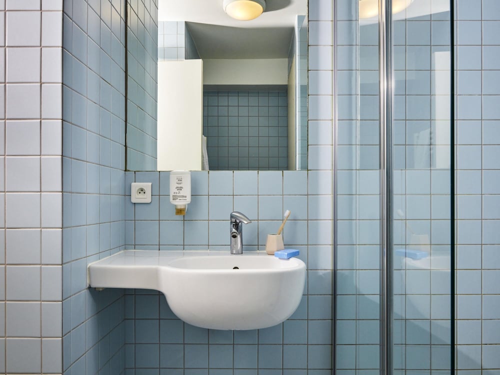 Estudio, 1 cama doble del hotel Adagio Access Paris Bastille. Foto 5