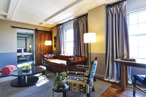 Suite de 1 dormitorio - 1 cama extragrande del hotel The Hollywood Roosevelt. Foto 3
