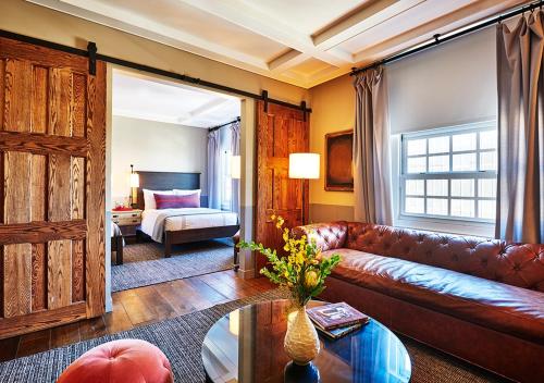 Suite de 1 dormitorio del hotel The Hollywood Roosevelt. Foto 3