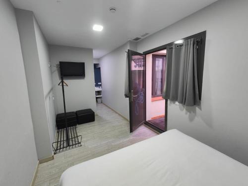 Habitación Familiar con baño privado del hotel Bcnsporthostels