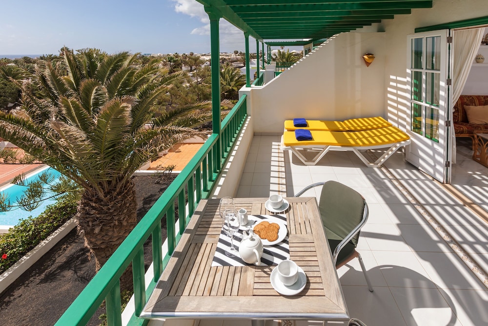 Apartamento, 1 habitación, terraza del hotel Golf Y Mar Suites. Foto 5