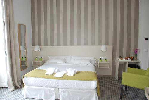 Habitación Doble Deluxe del hotel San Lorenzo Boutique. Foto 5