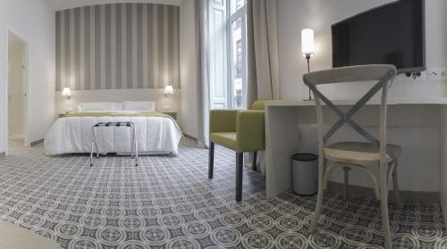 Habitación Doble con bañera de hidromasaje del hotel San Lorenzo Boutique. Foto 1
