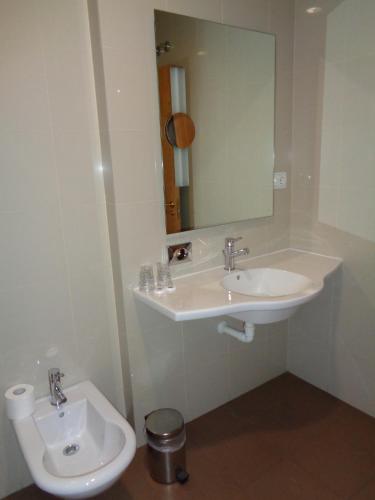 Habitación Doble - 1 o 2 camas del hotel Villa De Betanzos. Foto 12