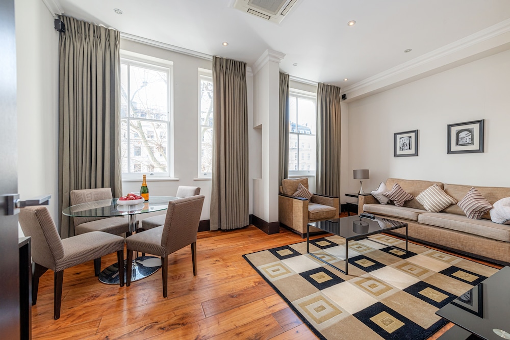 Apartamento Deluxe, 2 habitaciones (2 Bathrooms) del hotel 130 Queen's Gate Apartments. Foto 15