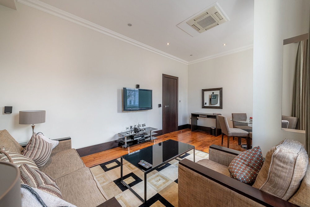 Apartamento Deluxe, 2 habitaciones (2 Bathrooms) del hotel 130 Queen's Gate Apartments. Foto 17