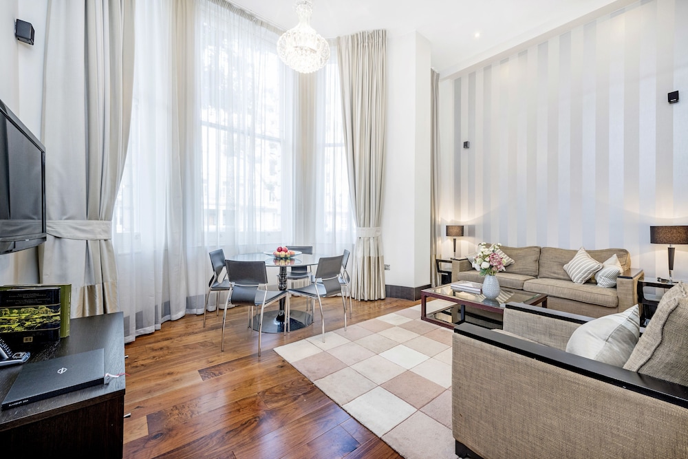 Apartamento Deluxe, 2 habitaciones (2 Bathrooms) del hotel 130 Queen's Gate Apartments. Foto 18