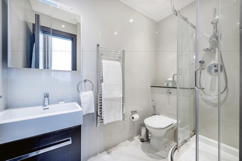 Apartamento Deluxe, 2 habitaciones (2 Bathrooms) del hotel 130 Queen's Gate Apartments. Foto 20