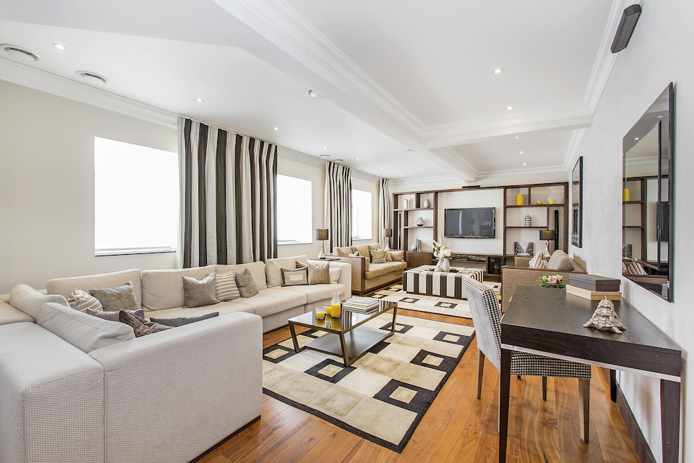 Ático panorámico, 4 habitaciones del hotel 130 Queen's Gate Apartments