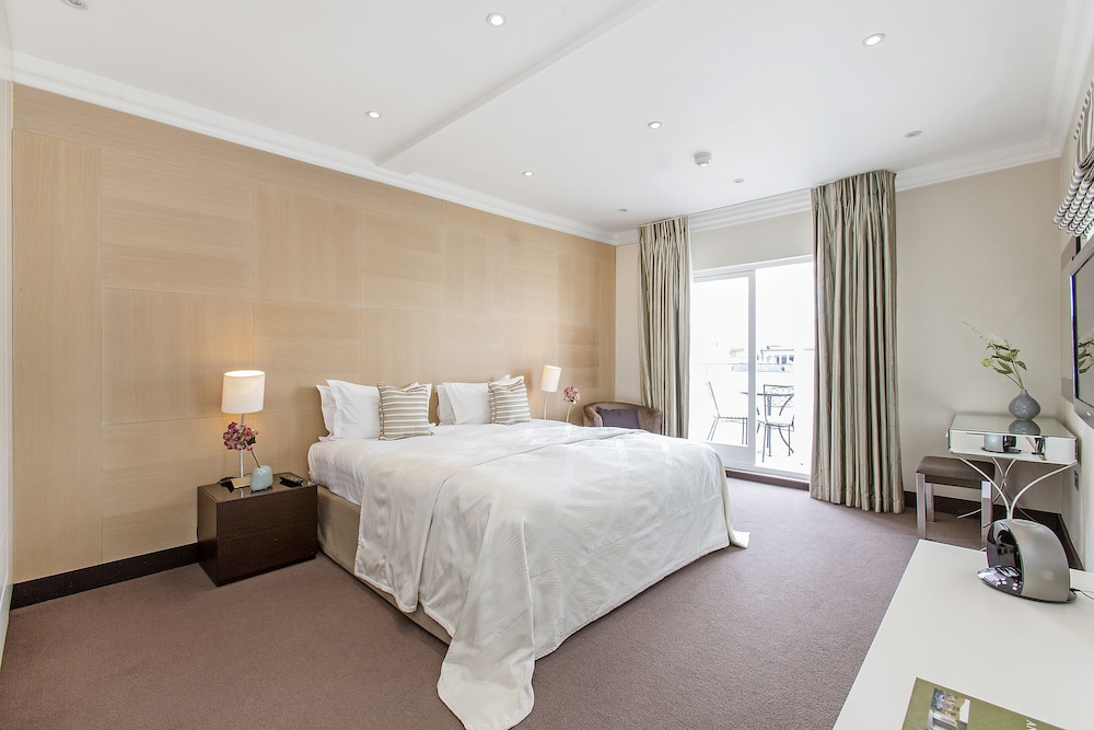 Ático panorámico, 4 habitaciones del hotel 130 Queen's Gate Apartments. Foto 6