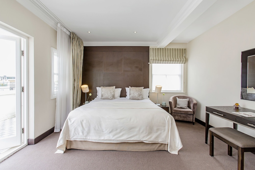 Ático panorámico, 4 habitaciones del hotel 130 Queen's Gate Apartments. Foto 9