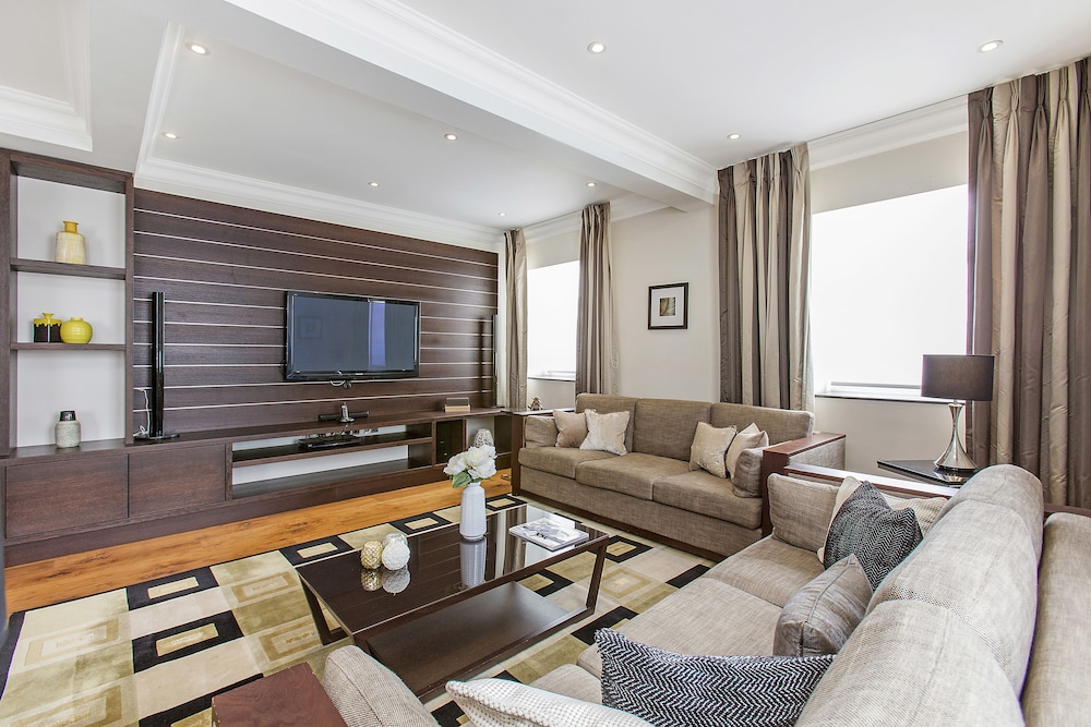 Ático panorámico, 4 habitaciones del hotel 130 Queen's Gate Apartments. Foto 20