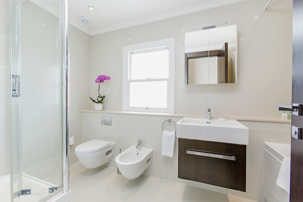 Ático panorámico, 4 habitaciones del hotel 130 Queen's Gate Apartments. Foto 28