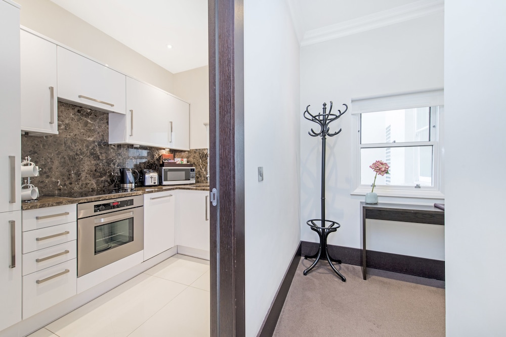 Apartamento superior, 1 habitación del hotel 130 Queen's Gate Apartments. Foto 7