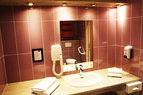 Habitación cuádruple del hotel Grand Amelot. Foto 5