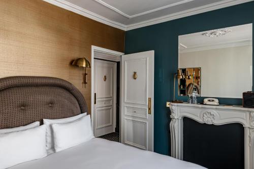 Alojamiento Sopi con balcón del hotel Grand Pigalle Experimental. Foto 3