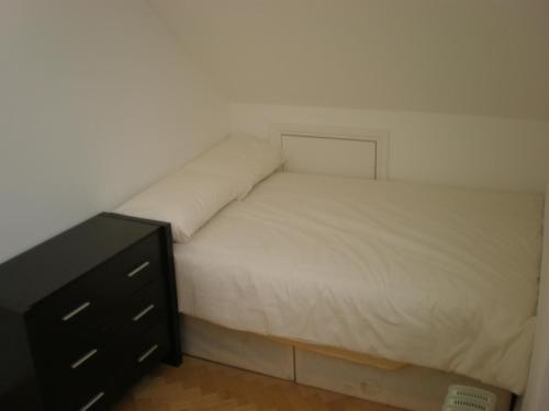 Habitación Doble Básica del hotel Mapesbury Hostel London