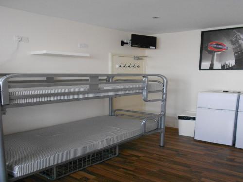 Habitación Doble Económica - 2 camas del hotel Mapesbury Hostel London. Foto 3