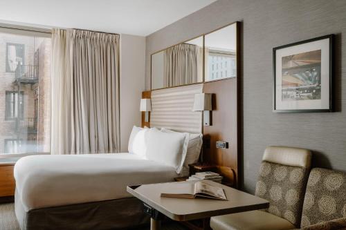 Habitación Doble Pequeña del hotel Club Quarters Grand Central. Foto 7