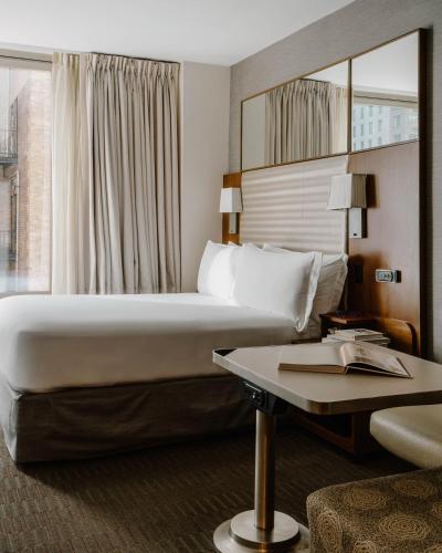 Habitación Estándar - 1 cama grande del hotel Club Quarters Grand Central. Foto 11