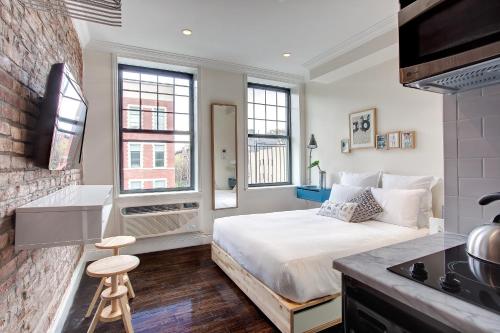 Estudio con 1 cama grande del hotel East Village. Foto 4