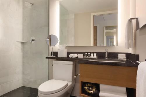 Habitación Ejecutiva con dos camas dobles del hotel Executive Hotel Le Soleil New York. Foto 1