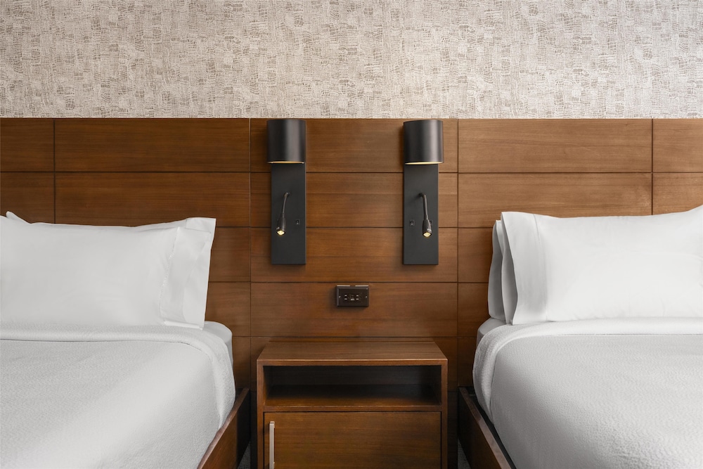 2 camas dobles del hotel Hilton Garden Inn New York/Midtown Park Ave. Foto 2