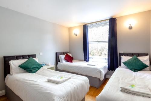 Habitación Triple del hotel Coronation