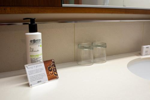 Habitación Estándar - Adaptada para personas con movilidad reducida del hotel Boutique at Grand Central. Foto 6