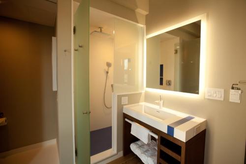 Habitación Estándar - Cama extragrande del hotel NobleDEN