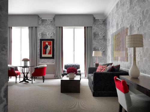 Suite Junior con terraza del hotel Haymarket Hotel, Firmdale Hotels. Foto 4