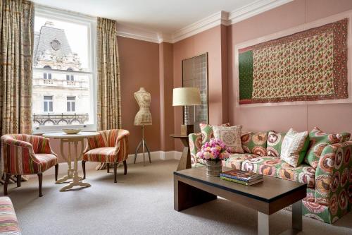 Suite Junior de lujo del hotel Haymarket Hotel, Firmdale Hotels. Foto 6