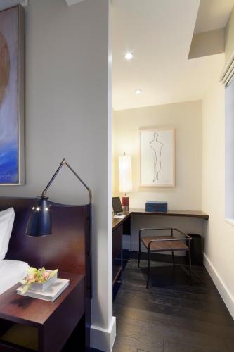 Suite Junior Clásica accesible (STUKA) del hotel The Marmara Park Avenue