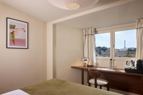 Room with Eiffel Tower View del hotel D'argenson. Foto 3