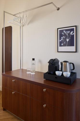 Habitación Doble Deluxe con Balcón del hotel D'argenson. Foto 1
