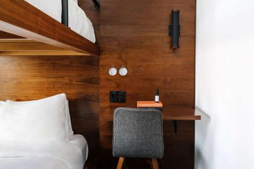 Habitación con literas del hotel Arlo Soho. Foto 2