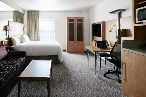 Suite de 1 dormitorio con cocina americana del hotel Club Quarters Covent Garden Holborn. Foto 6