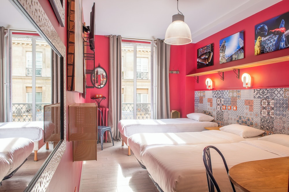 Habitación Triple del hotel De Roubaix. Foto 5