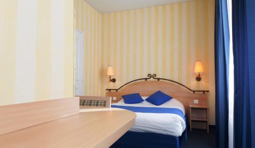 Habitación Doble Económica del hotel Delambre. Foto 4