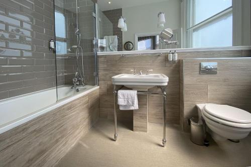 Habitación Doble - 1 o 2 camas del hotel The Clerk and Well Pub and Rooms. Foto 5