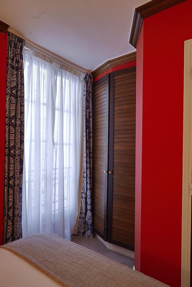Habitación individual clásica, sin aire acondicionado del hotel Du Danube Saint Germain. Foto 5