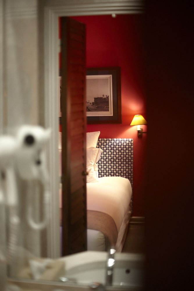 Habitación individual clásica, sin aire acondicionado del hotel Du Danube Saint Germain. Foto 6